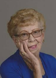 Barbara Tippett's Instagram, Twitter & Facebook