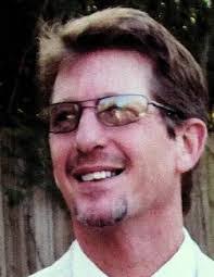 Robin Byron's Instagram, Twitter & Facebook