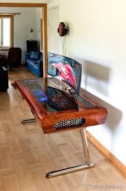 9gag Com In 2020 Game Room Design Mahogany Desk Computer Desk Setup