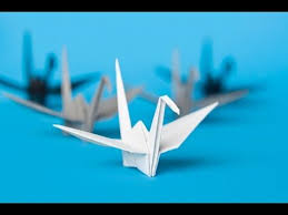 как сделать из бумаги самолет который летает 100 метров Origami Come Piegare Una Gru Di Carta Youtube Gru Di Carta Origami Scatola Origami