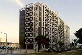 Somes of his most recognizable works include amoreiras complex in lisbon. Edificio D Carlos I Tomas Taveira Arquiteto Arquiteta