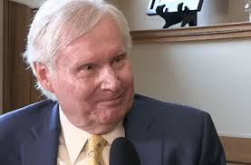 Roger Hendrix's Instagram, Twitter & Facebook