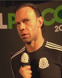 Add a bio, trivia, and more. Luis Roberto Alves Wikipedia