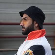 Ash King OFFICIAL (@iamashking)