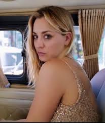 We need a Drive in again❤❤