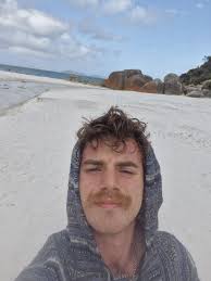 Never been told I look like anyone : r/Doppleganger