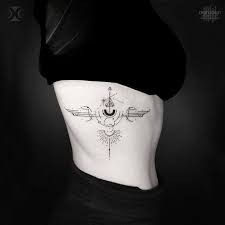 Black And White Turkey Tattoo Artist Inspired By Nature And Geometric Shapes Creates Perfect Minimalist Tattoos Geometric Tattoo Minimalist Tattoo Art Inspired Tattoos