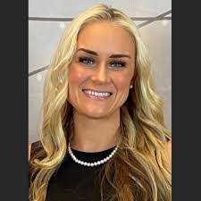 Lindsay Barrington's Instagram, Twitter & Facebook