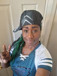 Go Birds🦅💚🦅💚🦅!!!!! ROBIN ROBIN