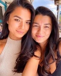 Charlotte Barge's Instagram, Twitter & Facebook