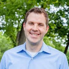 Beth Mercer's Instagram, Twitter & Facebook