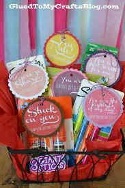 Valentine Teacher Gift Idea Gift Tag Freebie To Download Today Teacher Valentine Gifts Valentines School Diy Teacher Gifts