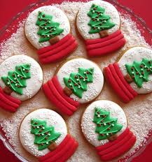 1001 Christmas Cookie Decorating Ideas To Impress Everyone With Christmas Sugar Cookies Cookies Recipes Christmas Christmas Cookies Decorated