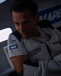 And they're off! 🚀 @theoceanrace Europe's final leg has begun ⛵️🙌 With  light winds in Genova for the start, the fleet huddled together, making the  most of every bit of breeze. It's