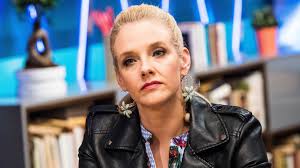 Peller Anna a MI-ról: Az ember egyszer csak meglátja magát egy 18-as  karikás filmben, aztán ott se volt