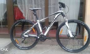 Sprzedaje z oryginalnym opakowaniem ale bez sluchawek i ladowarki. Giant Talon Olx Cheap Online