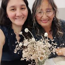 🐶 Perrito se vuelve viral por su peculiar forma de dormir Un lomito  conquistó las redes con su peculiar manera de descansar: parecía estar  “viajando al otro mundo”, pero en realidad solo