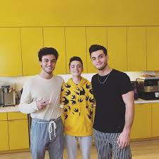 Публикация от noah schnapp® (@noahschnapp) 10 окт 2019 в 4:20 pdt. Noah Schnapp En Instagram I Almost Threw Up At Least Three Times Today Dolantwins Dolan Twins Twins Schnapp