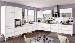 Trend Einbaukuche Vila Weiss Hochglanz Kuchen Quelle Moderne Kuche Kuche Kuche Hochglanz Weiss