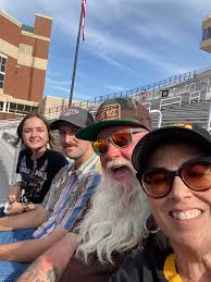 Cross Canadian Ragweed reunion concert in April