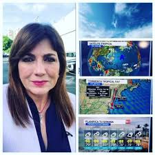 #viernes Resumen del tiempo #puertorico #tiempo #adatiempo Más información  en Noticentro por WAPA #buenosdias ☀️🌦☕️ #calor #lluviaspasajeras