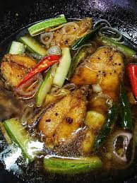 Jom masak ikan tenggiri masak asam untuk makan tengah hari ini. Resepi Ikan Isi Masak Asam Cuka