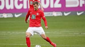 Fc kaiserslautern, kaiserslautern (kaiserslautern, germany). Hendrick Zuck Verlangert Vertrag Beim 1 Fc Kaiserslautern Kicker