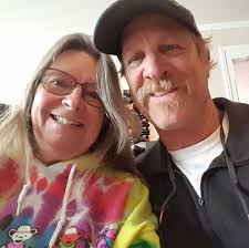 SOS, in Oceano! We need help getting rid of these Bees. Is anyone available  now to help?