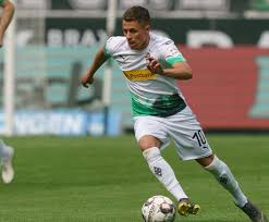 Азар торган (thorgan hazard) футбол полузащитник бельгия 29.03.1993. Thorgan Hazard Bio Net Worth Salary Wife Parents Paperblog