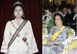 Wali yang diberi kuasa atau ditauliahkan oleh pemerintah atau pihak berkuasa negeri kepada orang yang telah dilantik yang tak bolehnya berdoa yang tidak baik, seperti doa minta orang bercerai supaya bini dia kamu yang dapat! Raja Zarith Sofiah Bercerai Alkhuli