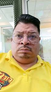 llevar un anillo, pulsera o collar, es llevar siempre a la persona q te lo  regaló.