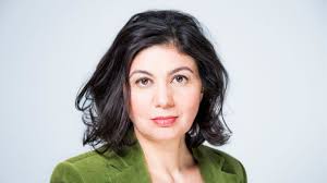 neongreen: Doris Christina Steiner gründet Beratung für Aufmerksamkeit •  INTERNET WORLD Austria