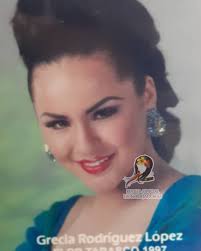 Nuestras flores de oro... Karla Corral Salomón #Tenosique #FlorTabasco1994  Cristell De la Fuente Dagdug #Huimanguillo #FlorTabasco1995 Elena Cortés  Celorio #Centro #FlorTabasco1996 Grecia Rodríguez López #Comalcalco  #FlorTabasco1997 Magdalena Olan ...