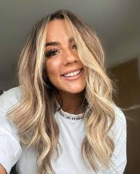 She's back again… We cannot get enough of our beautiful Meg 😍 Singing from  8:30pm 🕗 Don't let the rain stop you from coming out to play with us 💃🏼  Let's get