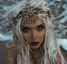 Tamara Crooks's Instagram, Twitter & Facebook