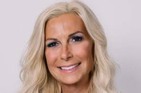 Jessica Buss's Instagram, Twitter & Facebook