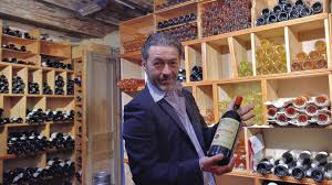 L'enseigne laisse présager un bar à vin assez spacieux et lorsque vous entrez dans le bar vous remarquez la petite terrasse qui 💡 anecdote : Pour Ses Vingt Ans La Part Des Anges S Offre Guillaume Thuin Chef Etoile