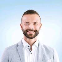 500+ "Winterfeld" profiles