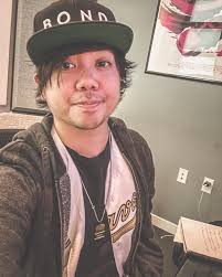 A little photo dump from the past few weeks to wrap 2022. Got to go to  Vegas for the Bond company trip where we went ice skating and got to check  out