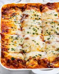 La Meilleure Lasagne Craving Fait Maison In 2020 Easy Lasagna Recipe Homemade Lasagna Easy Lasagna Recipe With Ricotta