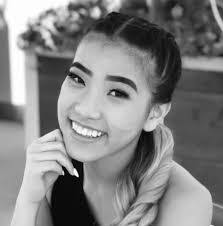 Melissa Vong's Instagram, Twitter & Facebook