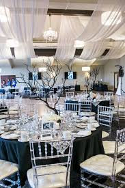 Option 3 Eliminate The Stripe All Together Solid Red Tablecloth With Secondary In 2020 Black Silver Wedding Black And White Wedding Theme White Weddings Reception