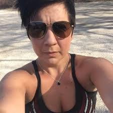 Amanda Heide's Instagram, Twitter & Facebook