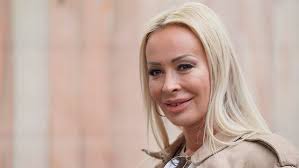 Na, wer mit dem Pocher bu...": Cora Schumacher knöpft sich "Liebeskasper"  vor