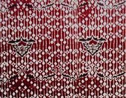 Batik merupakan kain bergambar yang dibuat secara khusus dengan menuliskan. Batik Riau