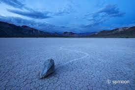 racetrack playa badwater レーストラック バッドウォーターで夕日の撮影 デスバレー国立公園 desert moon デスバレー 国立公園 北アメリカ
