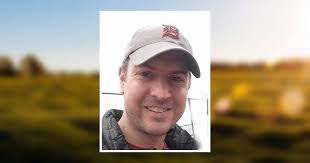 Jordan Maurer's Instagram, Twitter & Facebook