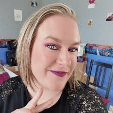 J'ai beau être Evelyne Thomas..."