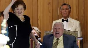 Lucía hiriart fue internada en el hospital militar. Viuda De Pinochet Deja La Presidencia De Fundacion En Medio De Escandalo De Corrupcion Eleconomistaamerica Cl