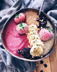 Vanilla Porridge With Berry Nice Cream And Peanut Butter To Make Start By Soaking A 1 3 Cup Oats In Warm Water For 10 Minutes Or So Add A Further Cup Of Wa
